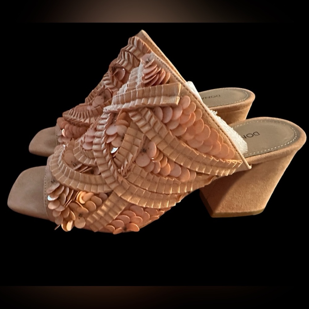 Donald Pliner Wynne Sequin Ornamented Slide Sandals- Peony- 6.5. MSRP $298.